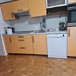 Apartmán Apartma-sobe Lejla *