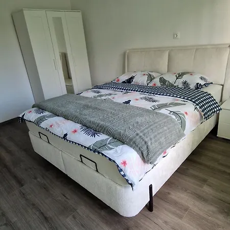 Apartmaji Lejla Vipava