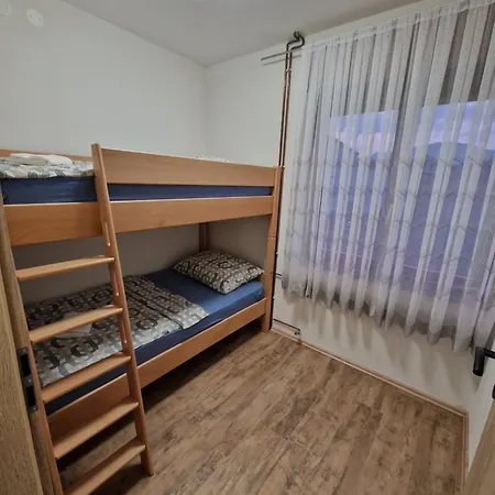 Apartma Apartma-sobe Lejla