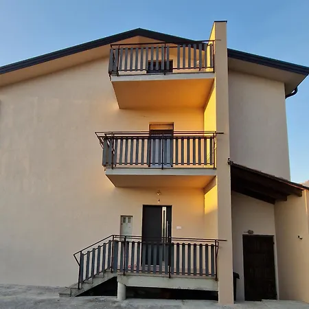 Apartman Apartma-sobe Lejla