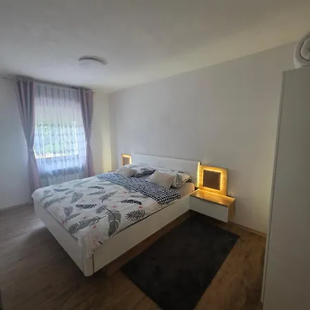 Apartmaji Lejla Apartment Vipava
