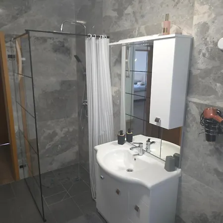 Apartmaji Lejla Vipava