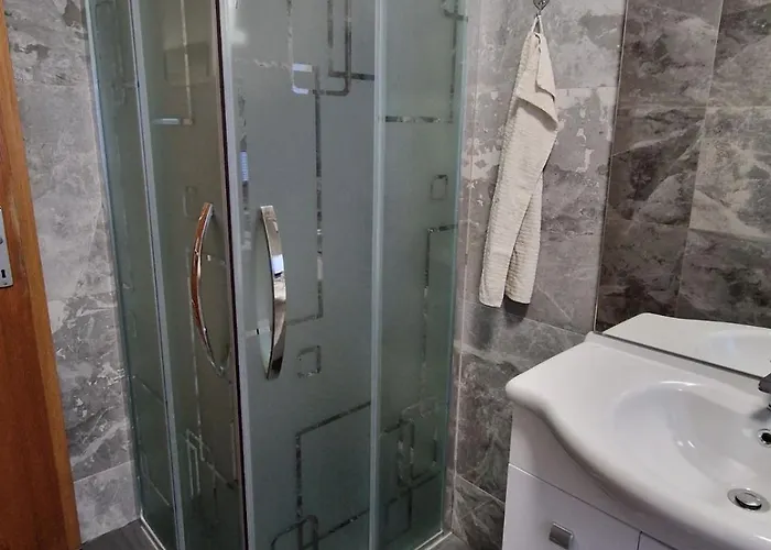 Apartma-sobe Lejla Apartment *