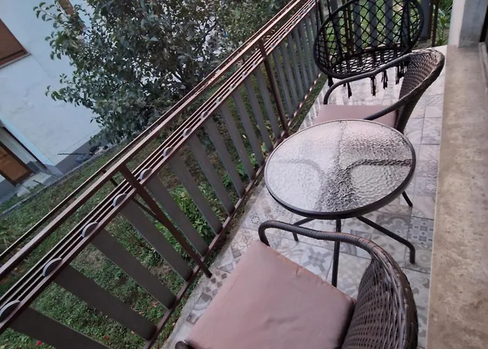 Apartma-sobe Lejla Apartment *