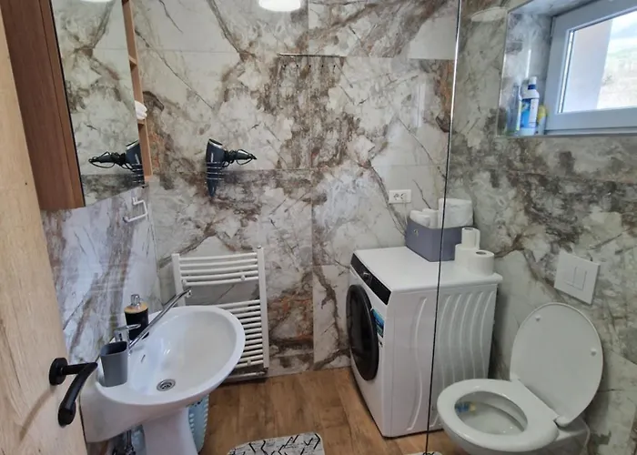 Apartment Apartma-sobe Lejla