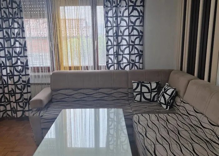 Apartment Apartma-sobe Lejla